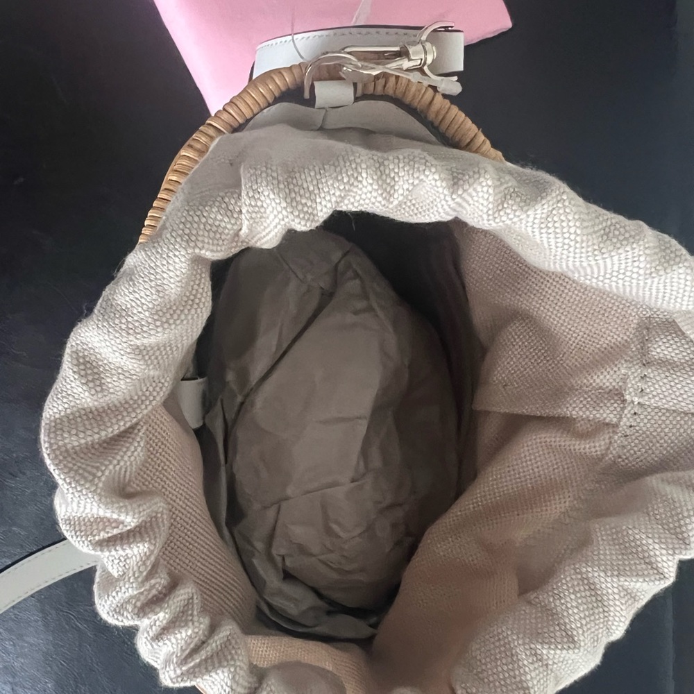 Kate Spade purse - Picture 2 of 3